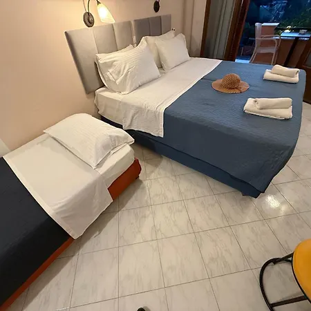 Travellers Elena Agios Gordios Sea View Apartments&studios